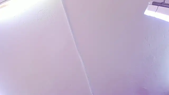 Amy Kiitty  online show from December 3, 2025, 12:48 pm