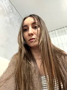 viviandaimond1 online show from October 16, 2025, 1:30 pm