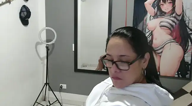 Antonella2 4 online show from February 18, 2025, 2:59 am