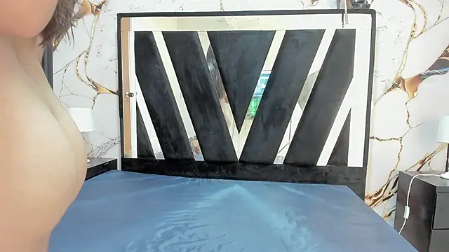 KarinaSimonz online show from October 12, 2025, 3:02 pm