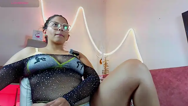Snapshot of Megaan_Greey chatting on June 20, 2026, 10:48 pm Megaan Greey online show from June 20, 2026, 10:48 pm