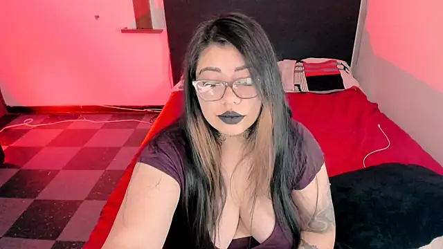 devilfoxtwo online show from March 1, 2025, 4:26 am