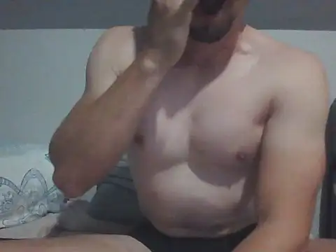 LoveEveryWet online show from September 29, 2025, 10:15 pm