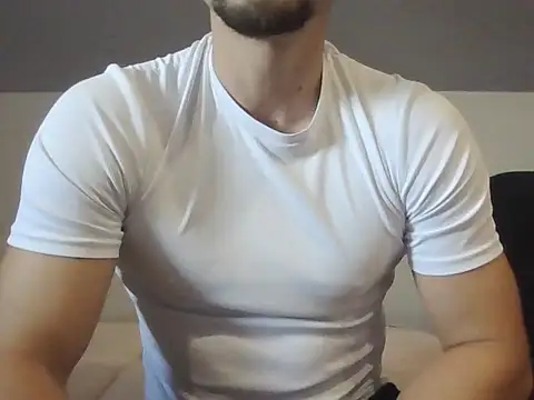 LoveEveryWet online show from November 5, 2025, 8:50 am