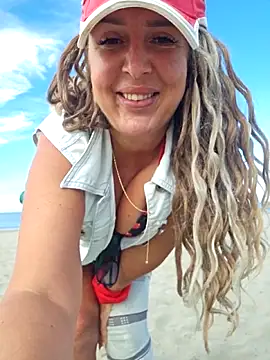 MariaRichi  online show from September 26, 2025, 7:37 am