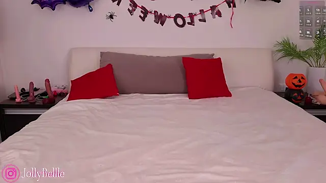 jolly bellle online show from October 31, 2025, 1:13 am