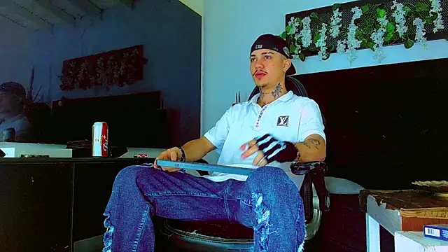 HannibalLester online show from April 10, 2026, 4:08 am