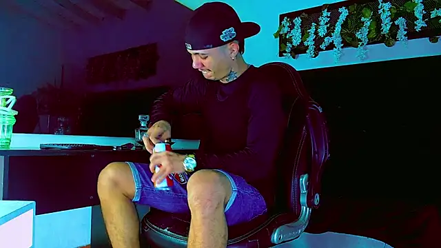 HannibalLester online show from March 20, 2026, 2:56 am