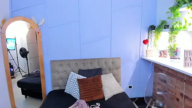 Snapshot of nathalie_rossel chatting on November 27, 2025, 8:20 pm nathalie rossel online show from November 27, 2025, 8:20 pm