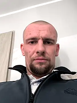 Regularfucker28 online show from April 2, 2026, 8:26 pm