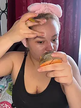 Naiara Sex  online show from April 14, 2026, 6:02 pm