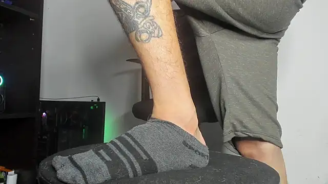 Snapshot of Dimitri_higth420 chatting on December 16, 2025, 2:27 am Dimitri higth420 online show from December 16, 2025, 2:27 am