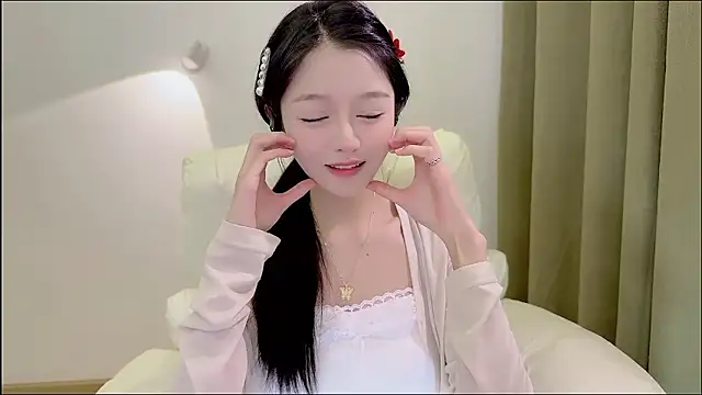 xiaodaibabyy online show from January 7, 2026, 2:00 pm