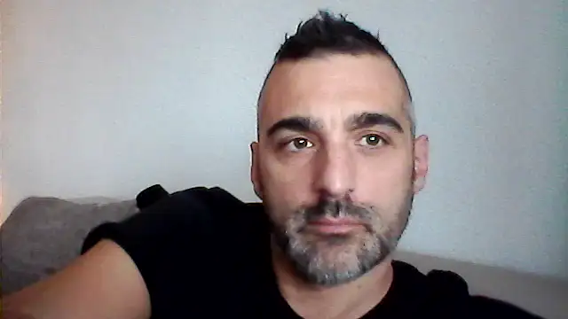 Snapshot of Assodispade3 chatting on December 17, 2025, 9:25 am Assodispade3 online show from December 17, 2025, 9:25 am