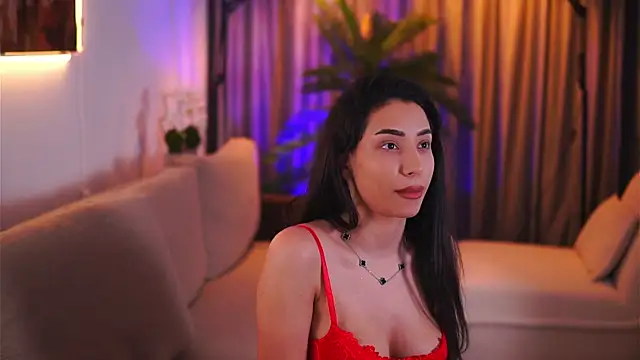 Snapshot of GinaValentinna chatting on March 1, 2025, 1:22 am GinaValentinna online show from March 1, 2025, 1:22 am