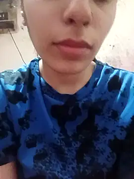 Snapshot of InLero chatting on February 28, 2025, 6:09 pm InLero online show from February 28, 2025, 6:09 pm