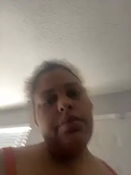 juicybooty cherri2 online show from January 13, 2025, 7:31 pm