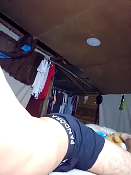 Snapshot of jose5320_20 chatting on November 9, 2025, 1:42 am jose5320 20 online show from November 9, 2025, 1:42 am