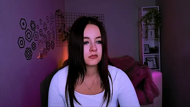 rozmary ket online show from October 20, 2025, 10:27 am