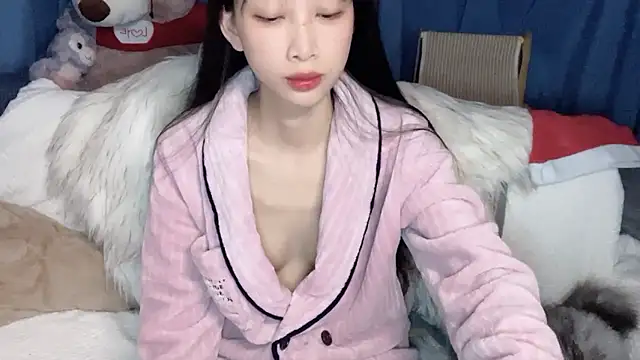 Lili-2 online show from January 8, 2026, 2:45 pm