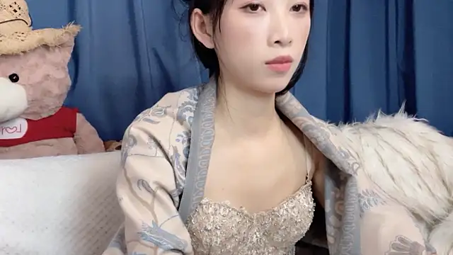 Lili-2 online show from March 2, 2026, 4:58 pm