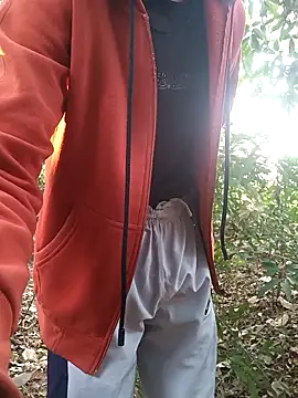 Snapshot of Piyush_2024 chatting on February 8, 2026, 2:31 am Piyush 2024 online show from February 8, 2026, 2:31 am