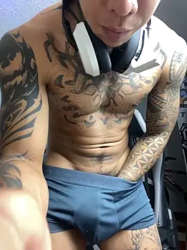 Nickhot0609 online show from October 27, 2025, 4:35 am