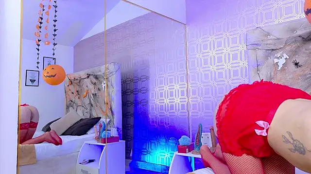 Derieri D online show from October 28, 2025, 7:57 pm