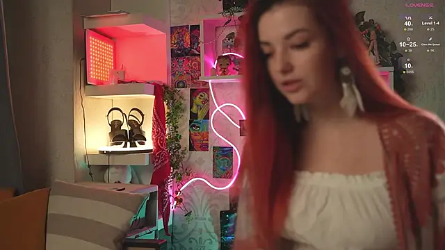 Snapshot of Charmings_054 chatting on February 8, 2025, 5:18 pm Charmings 054 online show from February 8, 2025, 5:18 pm