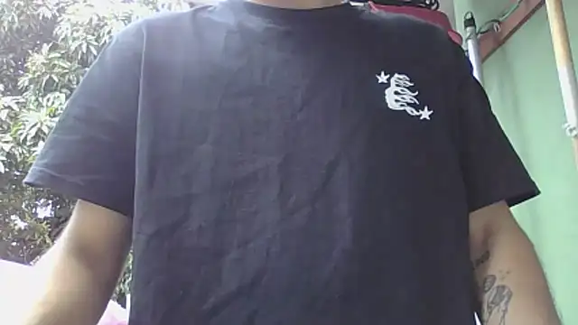 Jestebanano online show from April 15, 2026, 2:21 pm