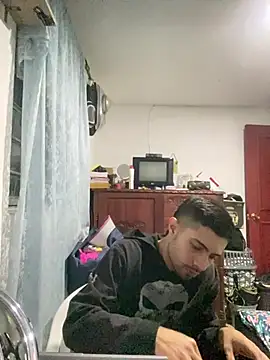 Jestebanano online show from March 6, 2026, 4:40 am