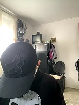 Jestebanano online show from November 13, 2025, 3:49 pm