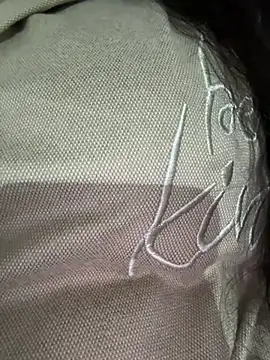 Snapshot of Lina-lolo chatting on October 20, 2025, 6:52 pm Lina-lolo online show from October 20, 2025, 6:52 pm