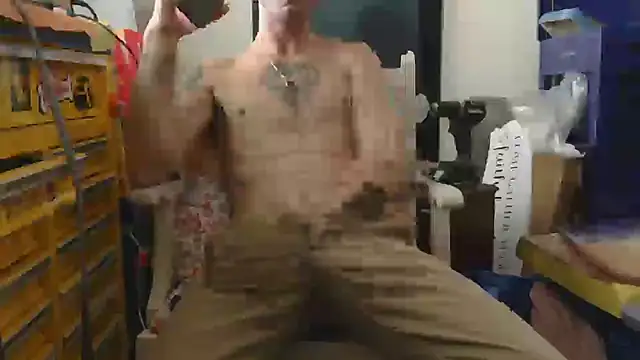 Snapshot of Slammyboy chatting on October 4, 2025, 10:55 pm Slammyboy online show from October 4, 2025, 10:55 pm