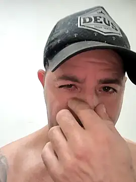 Marciogrei online show from November 11, 2025, 7:30 pm