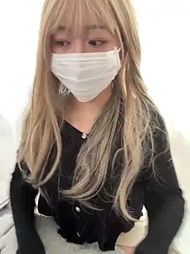  Lily xx online show from December 12, 2024, 5:42 am