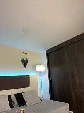 MattDevon online show from December 19, 2025, 4:49 am