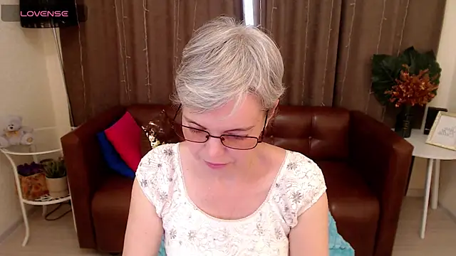 Snapshot of Cutie_Erikaa1 chatting on March 1, 2025, 8:45 am Cutie Erikaa1 online show from March 1, 2025, 8:45 am
