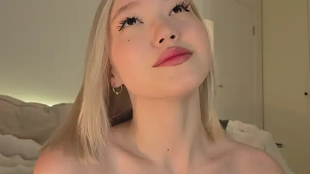 Snapshot of milli_sun_ chatting on January 16, 2026, 5:11 am milli sun online show from January 16, 2026, 5:11 am