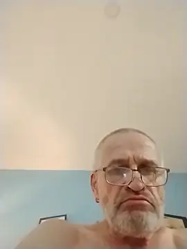 geilerschwanz64 online show from November 28, 2025, 2:45 am