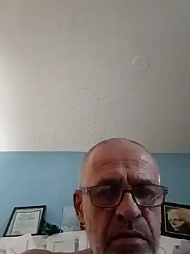geilerschwanz64 online show from February 1, 2025, 12:04 pm