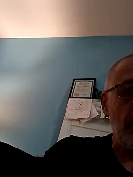 geilerschwanz64 online show from March 7, 2025, 10:35 am