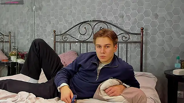 Marcus Swampov online show from December 12, 2024, 2:59 am