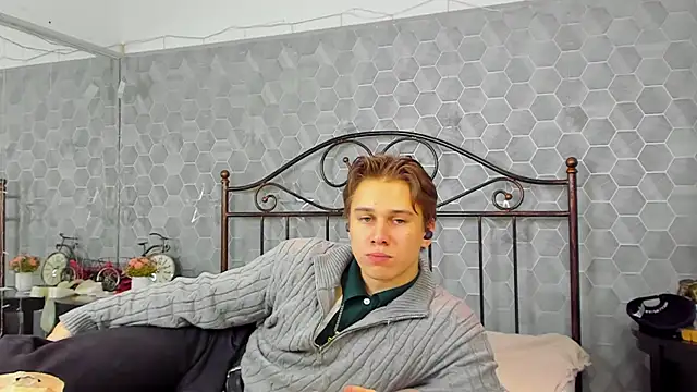 Marcus Swampov online show from January 12, 2025, 4:42 am