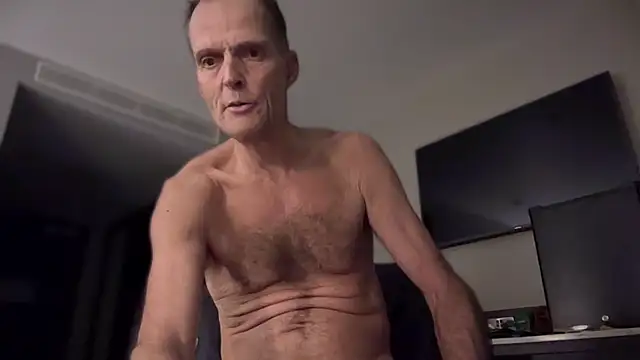 TowaFreespirit online show from January 8, 2025, 10:37 pm