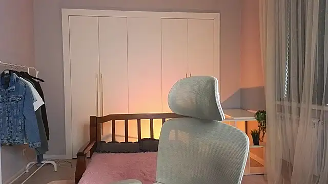 nikompell online show from March 23, 2025, 7:09 am