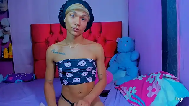 Snapshot of StassieBell chatting on February 12, 2026, 5:51 am StassieBell online show from February 12, 2026, 5:51 am