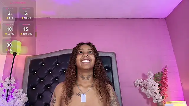 Triipsy online show from October 30, 2025, 9:01 pm