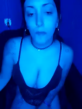 shishiii 11 online show from December 18, 2024, 3:58 am