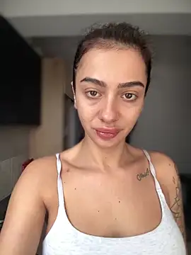 LaraVegas  online show from November 9, 2025, 8:29 am